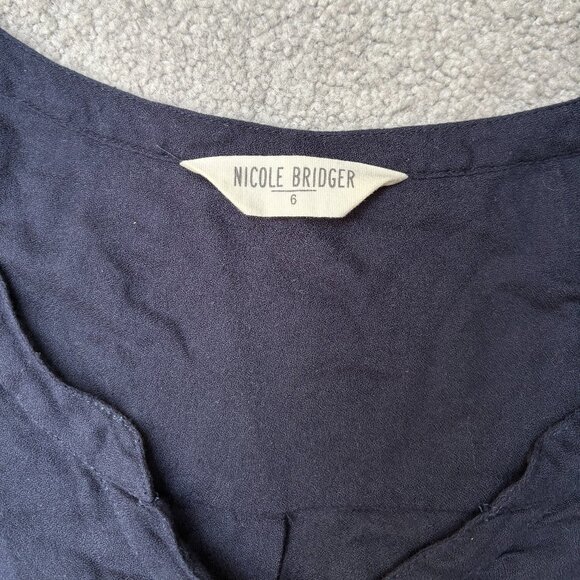 🇨🇦 Nicole Bridger 100% cotton navy shirt - Picture 2 of 8
